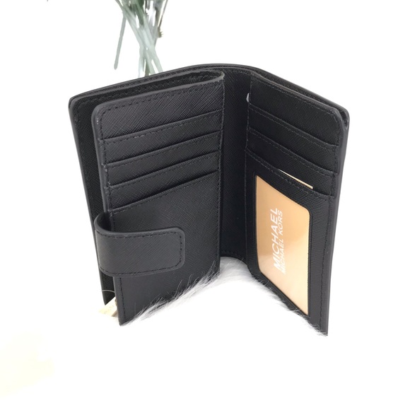 ✨💞🆕 Michael Kors BifoldZipCoin Wallet✨ - Picture 2 of 4